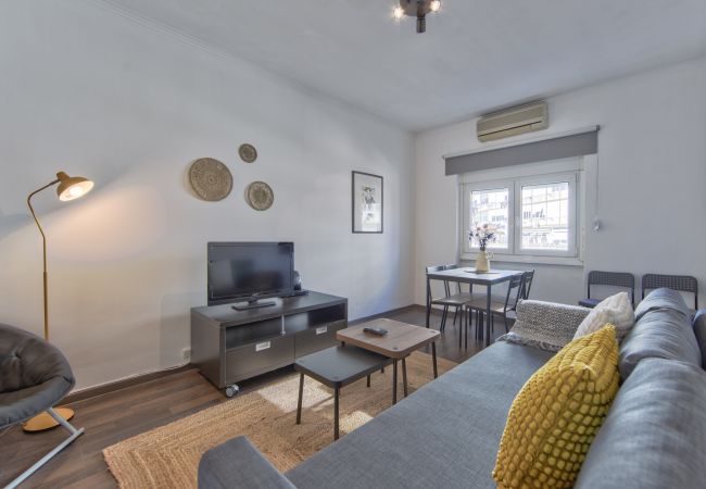 Apartment in Lisboa - AJUDA TYPICAL by HOMING Apartment in Lisboa - AJUDA TYPICAL by HOMING
