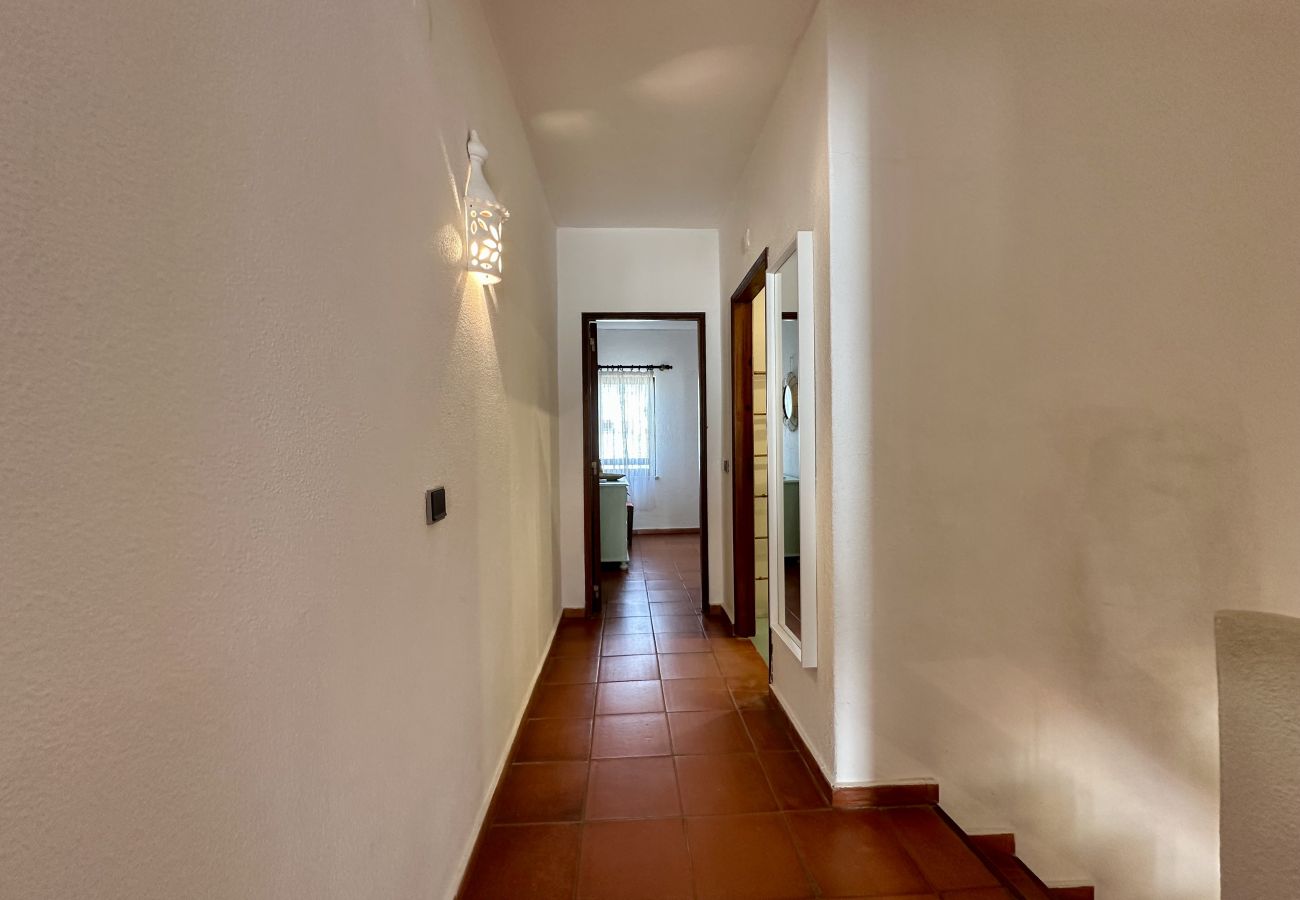 Apartment in Vilamoura - VILAMOURA TYPICAL 4 WITH POOL by HOMING