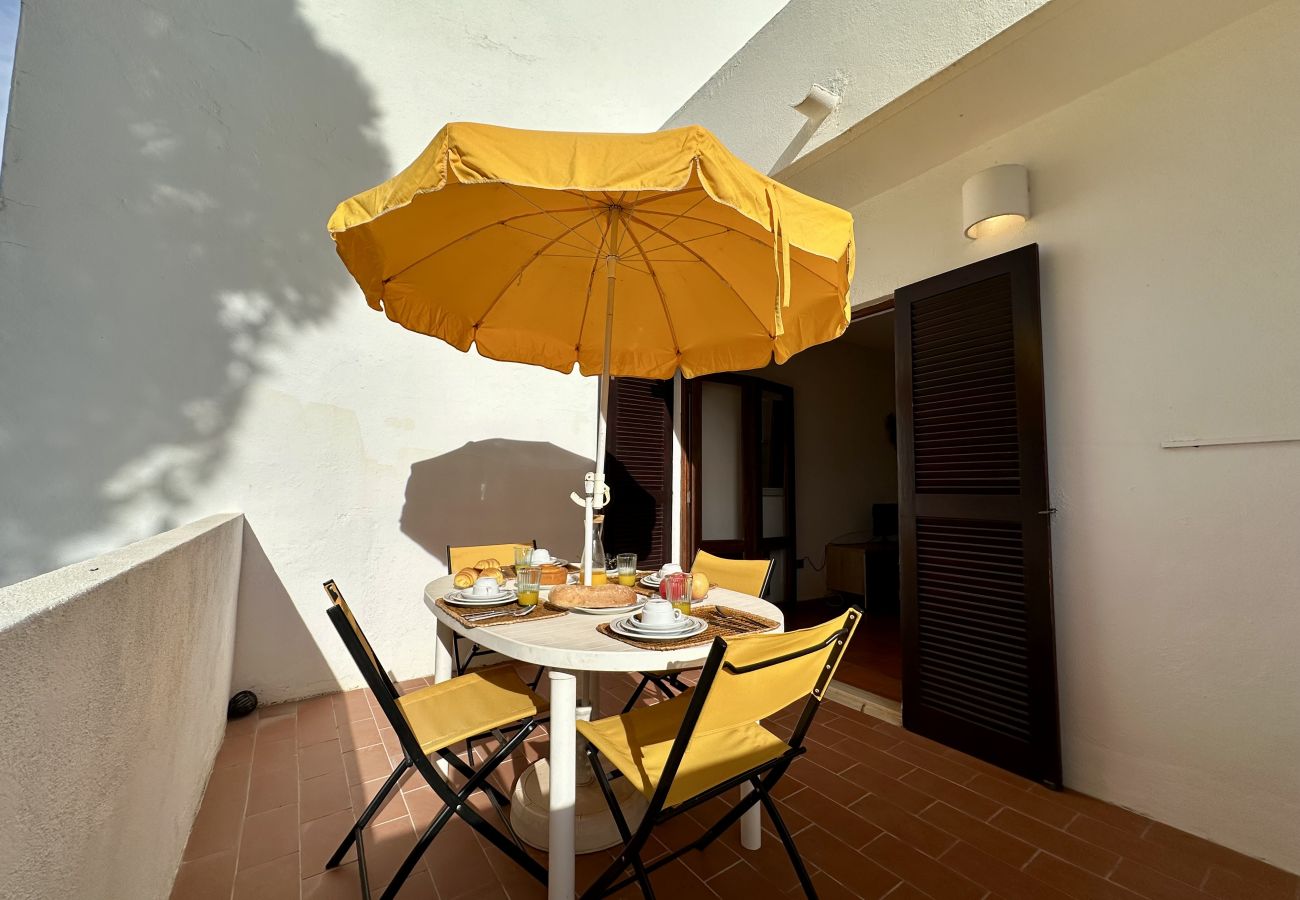 Apartment in Vilamoura - VILAMOURA TYPICAL 4 WITH POOL by HOMING