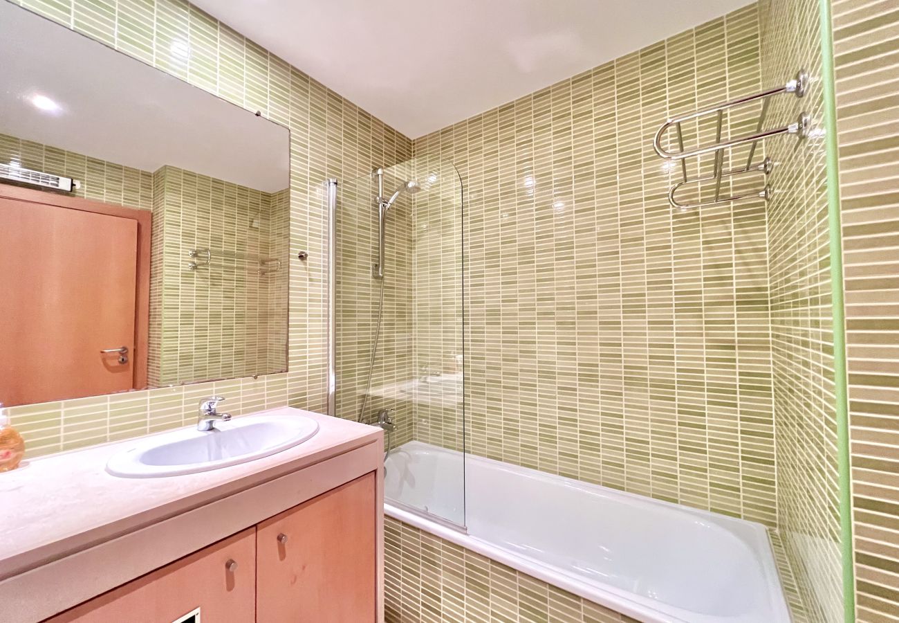 Apartment in Albufeira - ALBUFEIRA MODERN 7 WITH POOL by HOMING