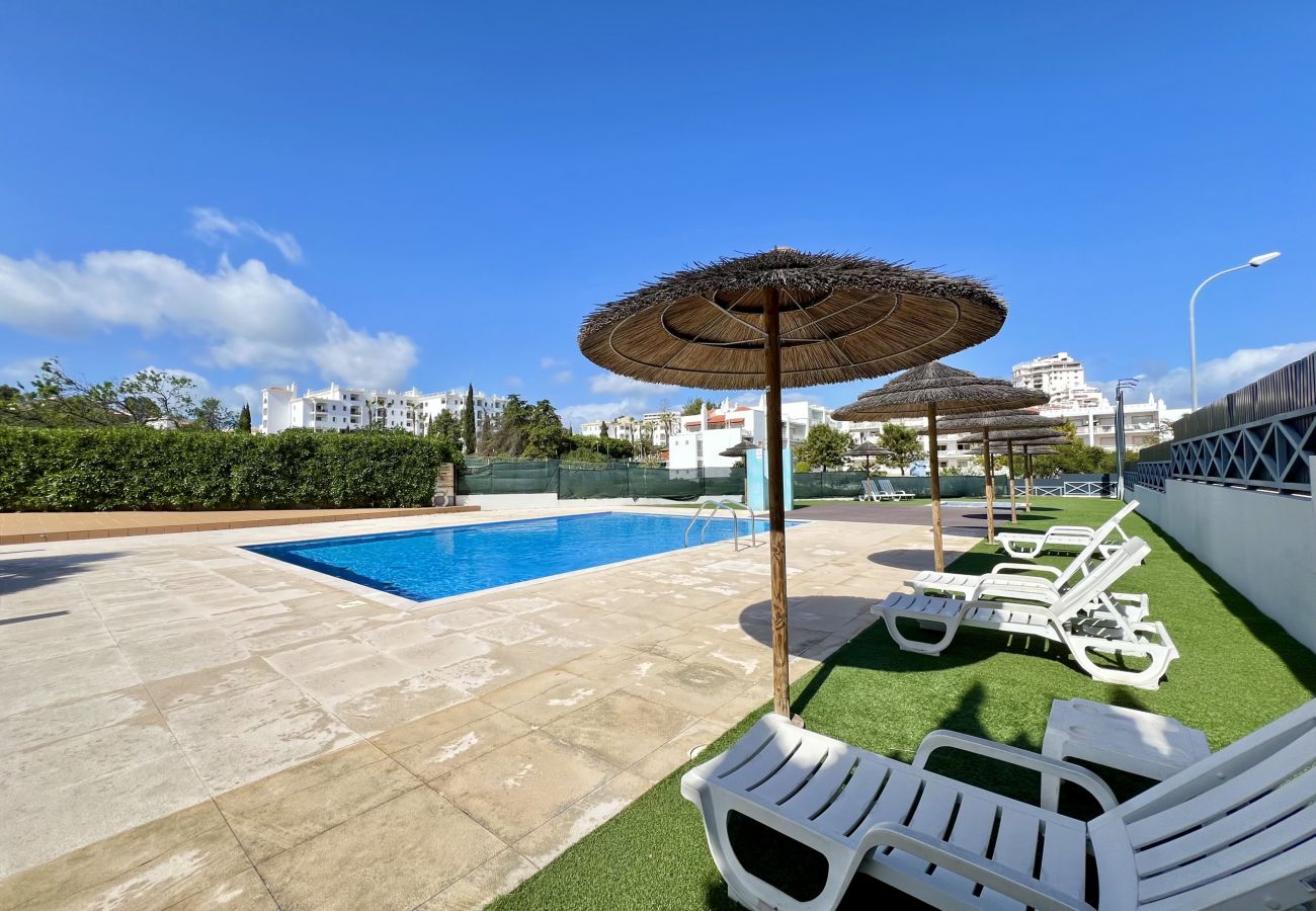 Apartment in Albufeira - ALBUFEIRA MODERN 7 WITH POOL by HOMING