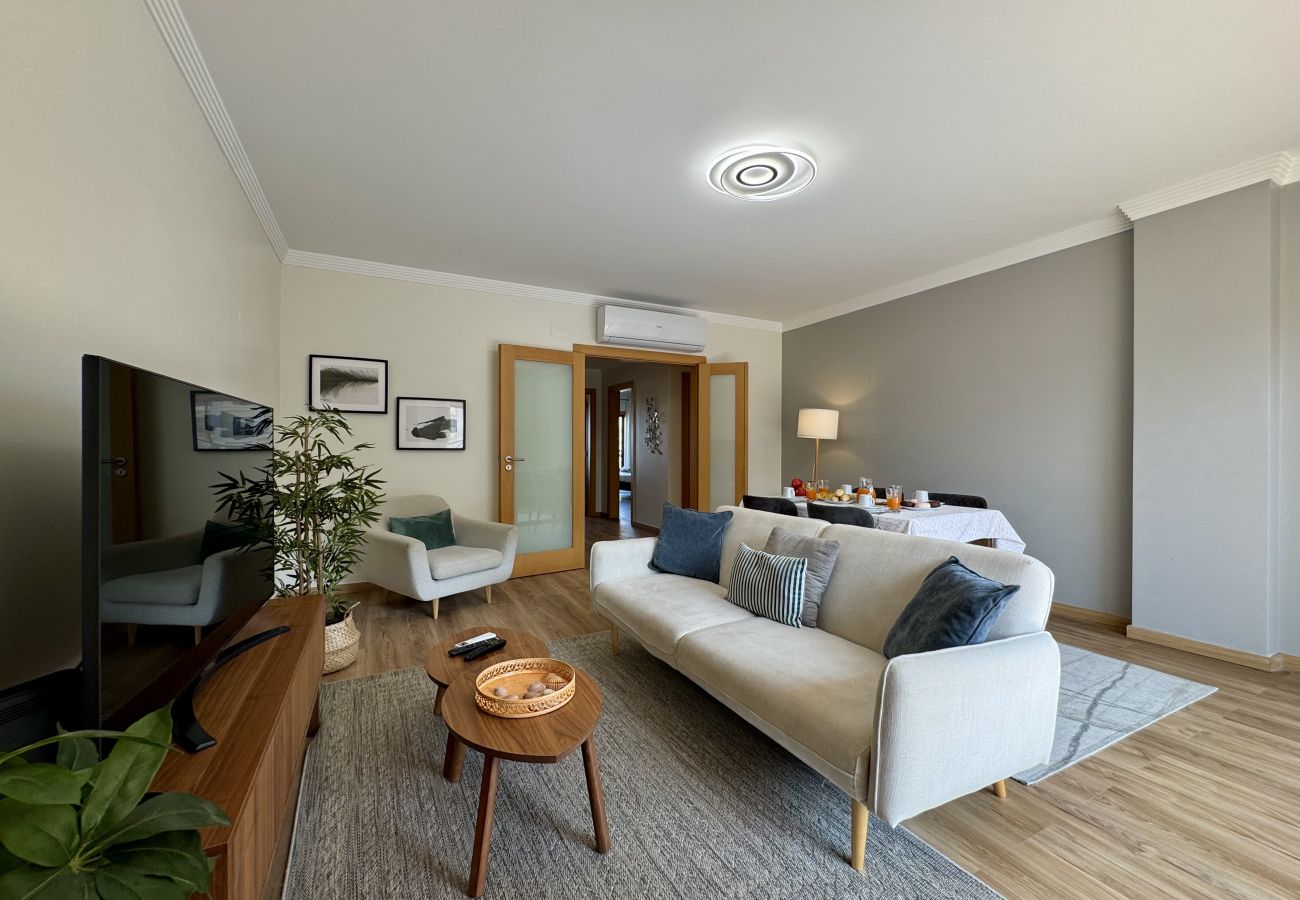Apartment in Albufeira - ALBUFEIRA MODERN 7 WITH POOL by HOMING