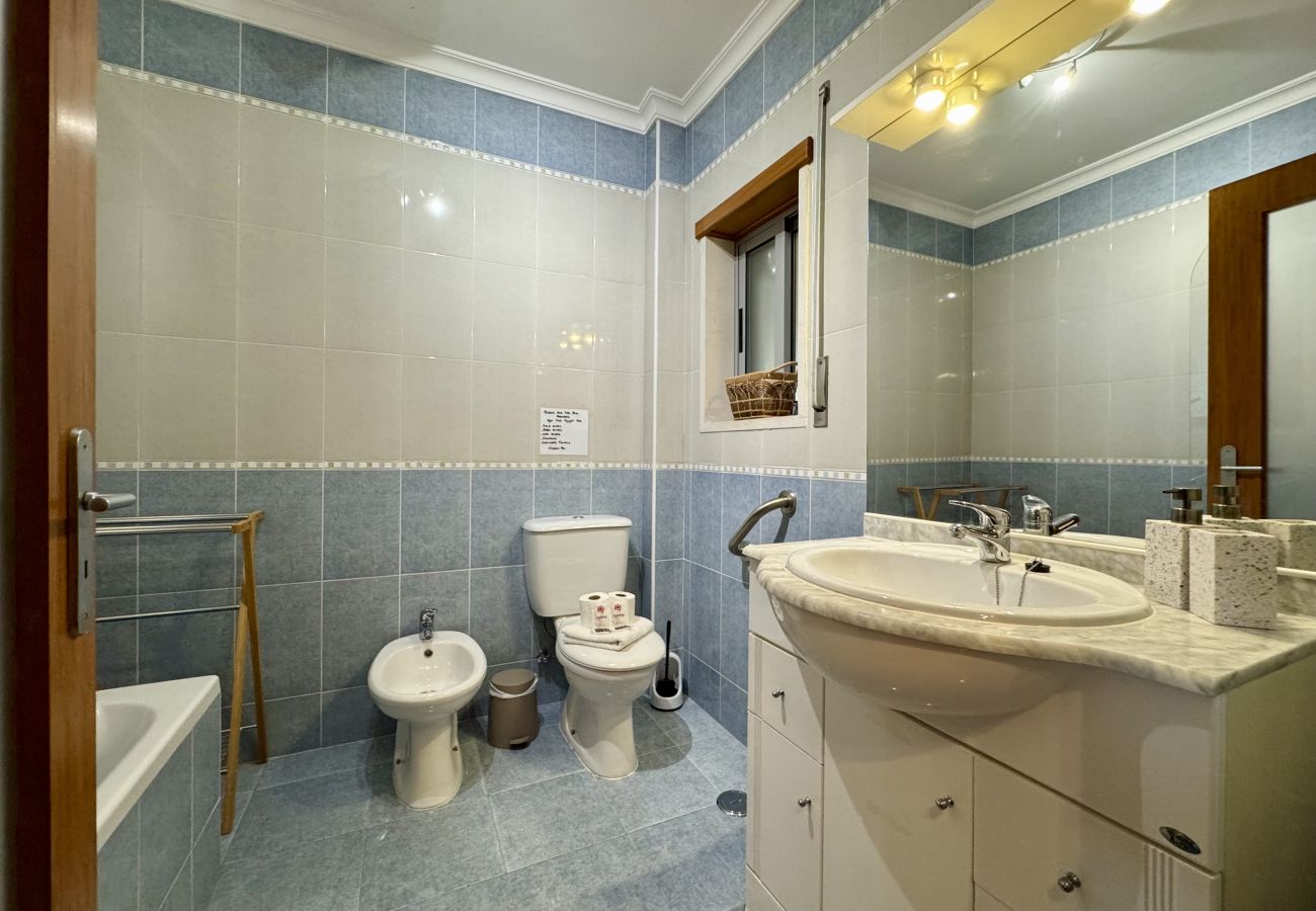 Apartment in Albufeira - ALBUFEIRA MODERN 6 WITH POOL by HOMING