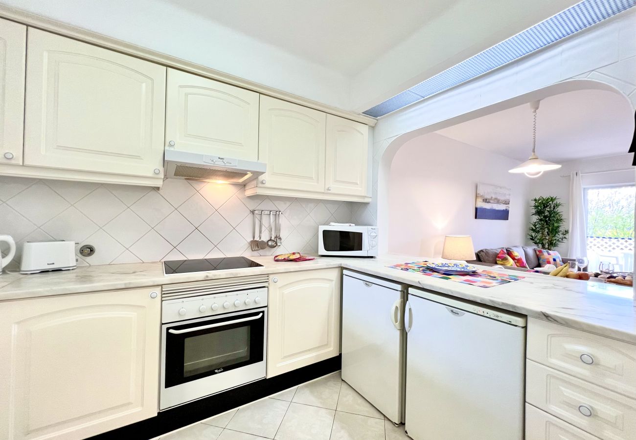 Apartment in Albufeira - ALBUFEIRA BALAIA GOLF VILLAGE 7 WITH POOL by HOMIN