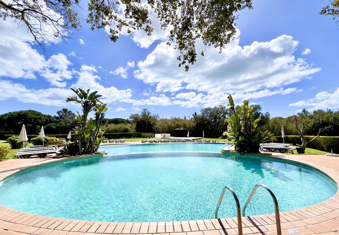 Apartment in Albufeira - ALBUFEIRA BALAIA GOLF VILLAGE 7 WITH POOL by HOMIN