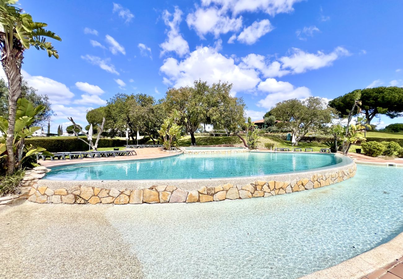 Apartment in Albufeira - ALBUFEIRA BALAIA GOLF VILLAGE 7 WITH POOL by HOMIN