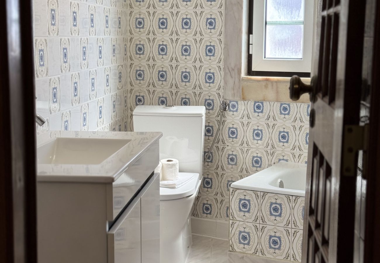 Studio in Lisbon - ALFAMA HISTORICAL I RIVER VIEW by HOMING
