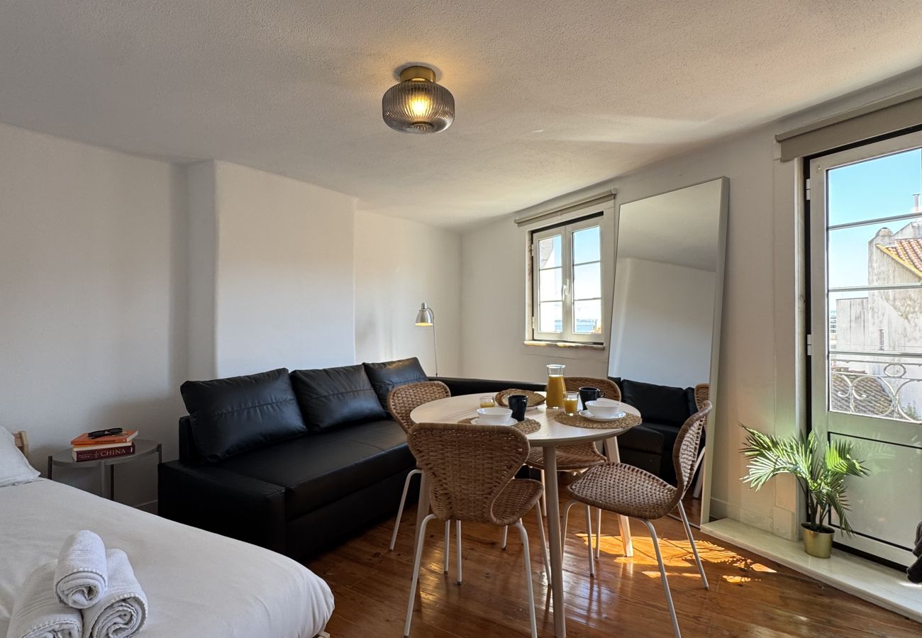 Studio in Lisbon - ALFAMA HISTORICAL I RIVER VIEW by HOMING