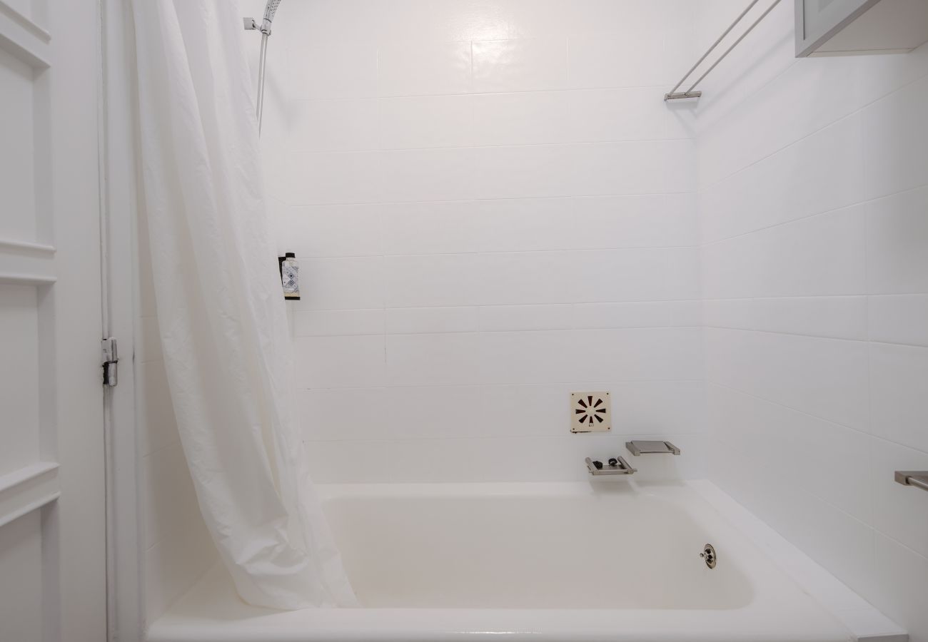 Apartment in Lisbon - ARROIOS CENTRAL APARTMENT by HOMING