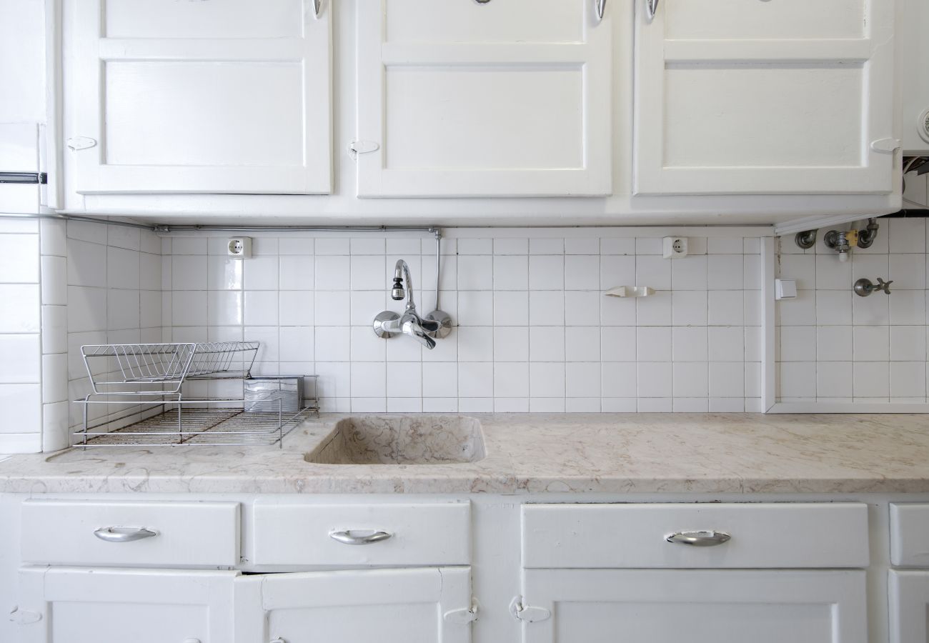 Apartment in Lisbon - ARROIOS CENTRAL APARTMENT by HOMING