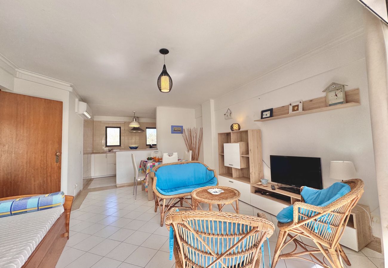 Apartment in Vilamoura - VILAMOURA CENTRAL 11 WITH POOL  by HOMING