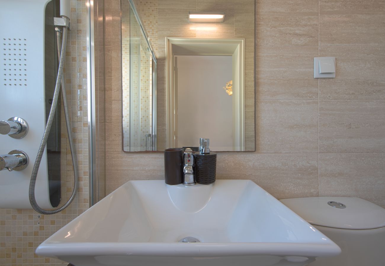Rent by room in Lisbon - GASPAR HOUSE IV by HOMING