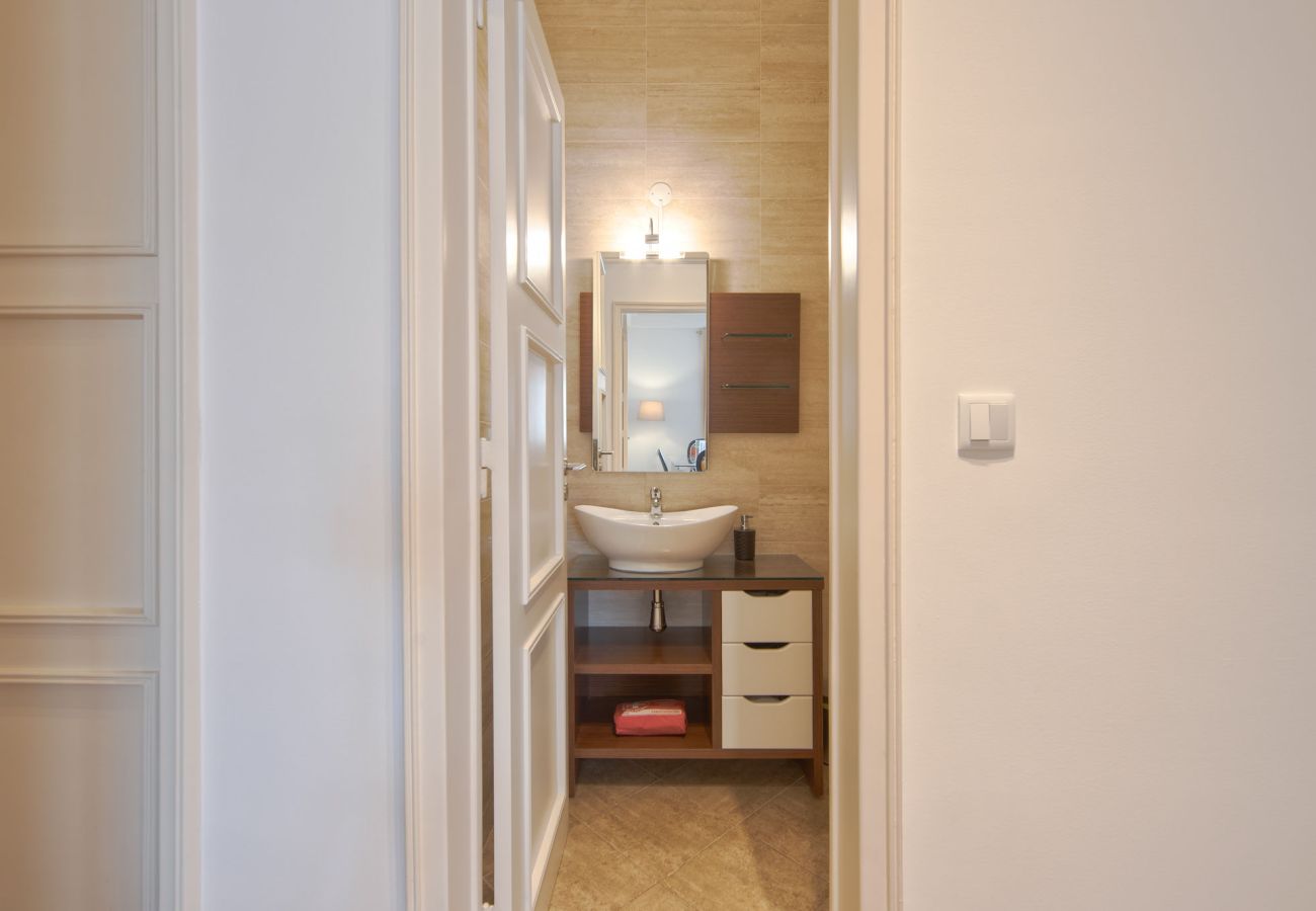 Rent by room in Lisbon - GASPAR HOUSE III by HOMING
