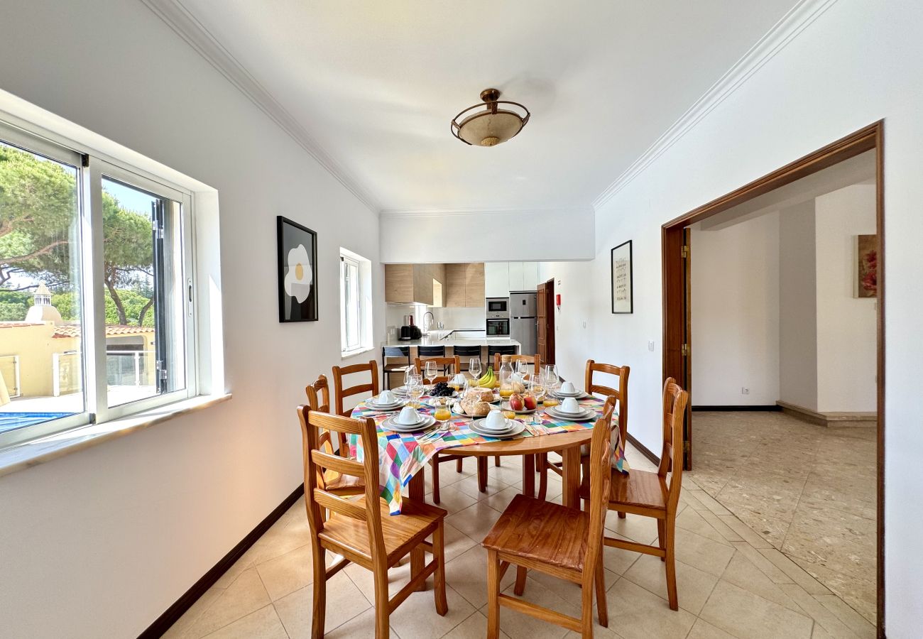 Villa in Quarteira - QUARTEIRA AMAZING VILLA WITH PRIVATE POOL by HOMIN