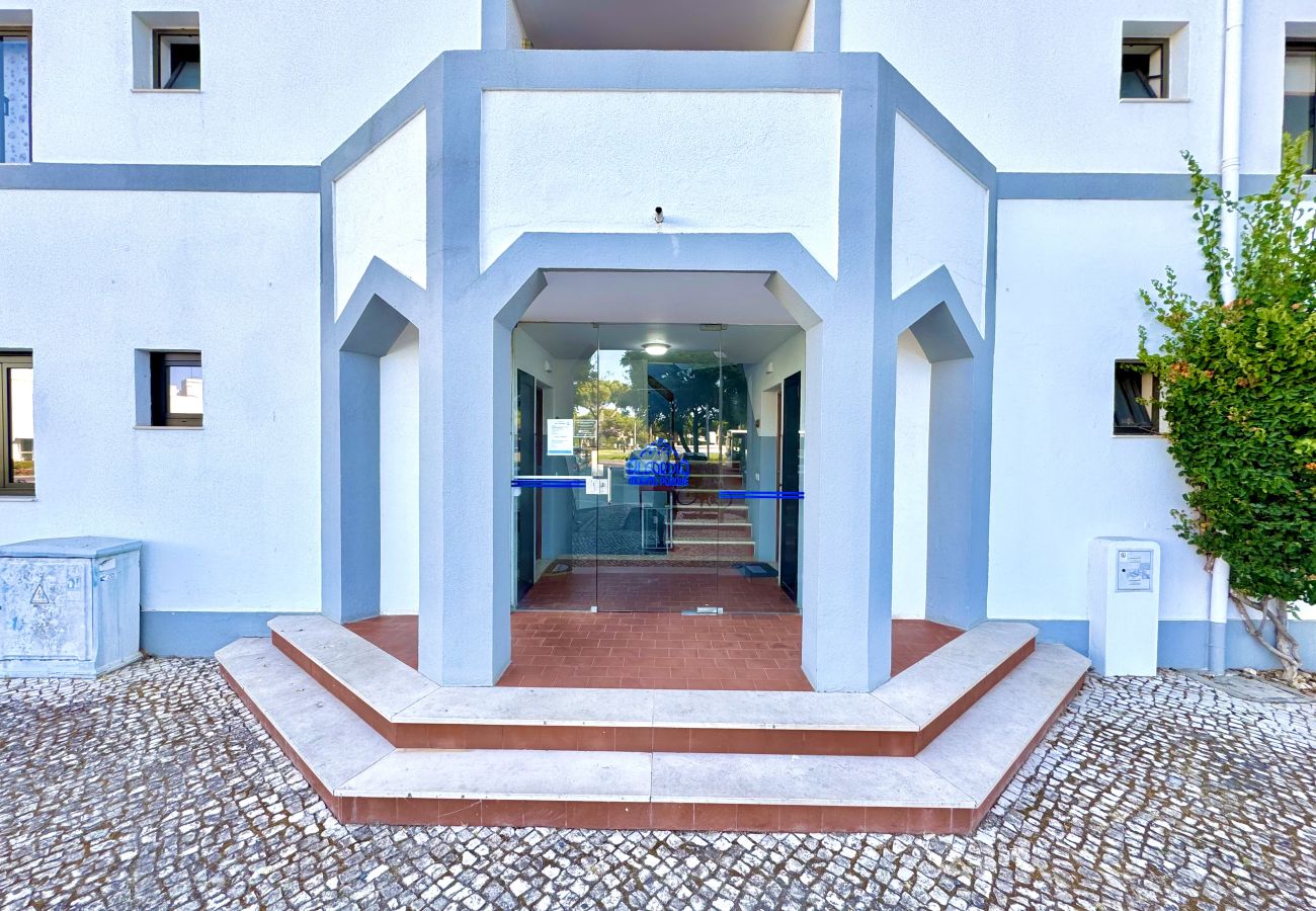 Apartment in Vilamoura - VILAMOURA CENTRAL 12 WITH POOL by HOMING