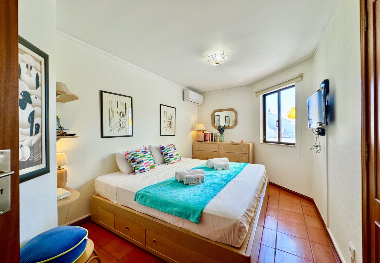 Apartment in Vilamoura - VILAMOURA CENTRAL 12 WITH POOL by HOMING