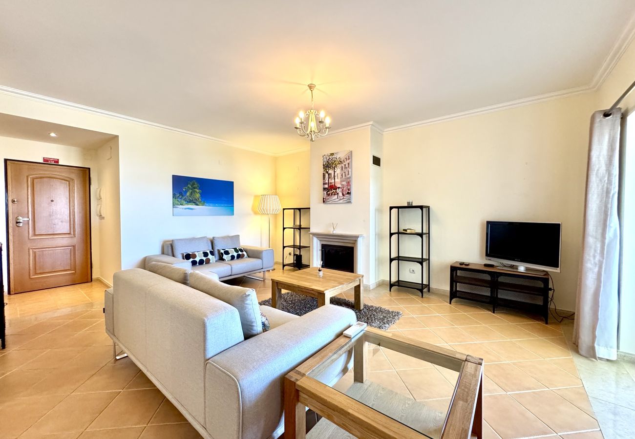 Apartment in Vilamoura - VILAMOURA BEACH VILLAGE 2 WITH POOL by HOMING