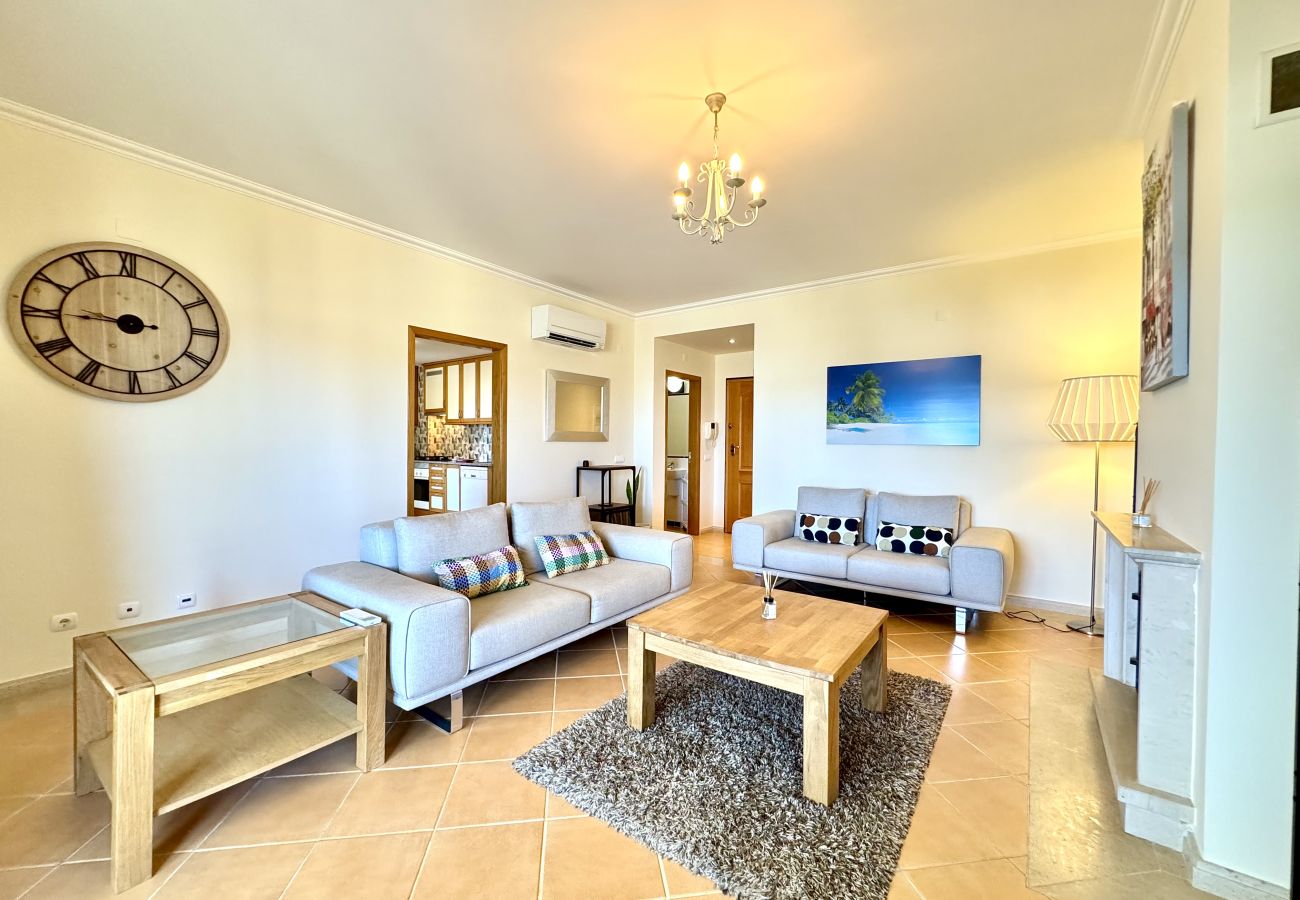 Apartment in Vilamoura - VILAMOURA BEACH VILLAGE 2 WITH POOL by HOMING