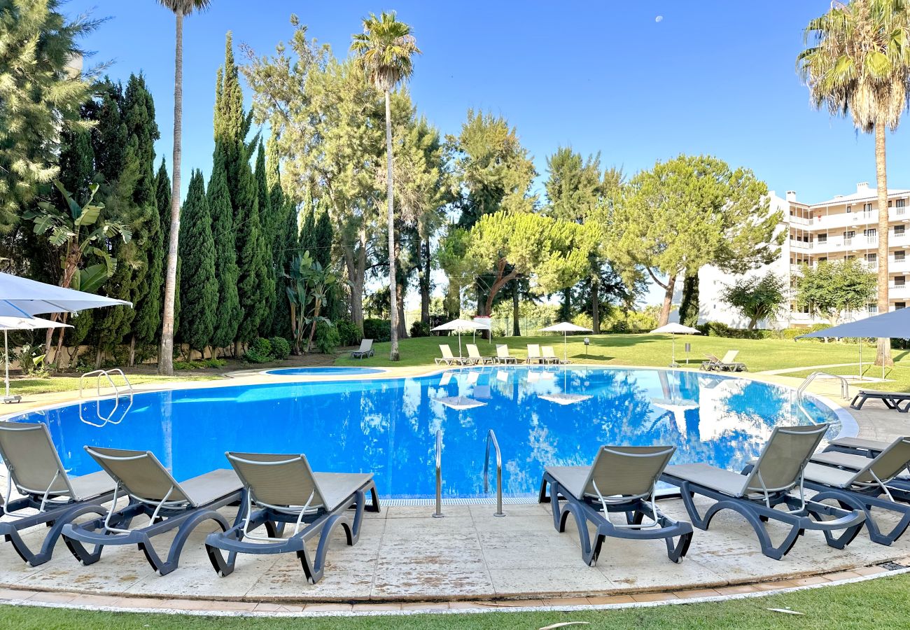 Apartment in Vilamoura - VILAMOURA BEACH VILLAGE 2 WITH POOL by HOMING