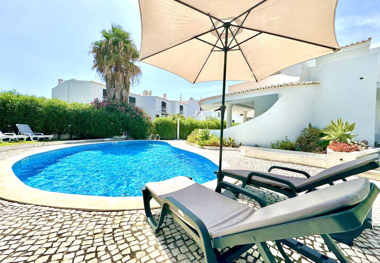 Apartment in Albufeira - ALBUFEIRA SUMMER VILLA 3 WITH POOL by HOMING