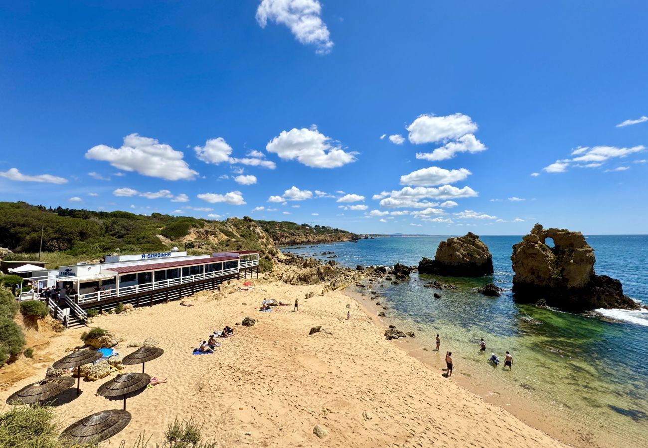 Apartment in Albufeira - ALBUFEIRA SUMMER VILLA 3 WITH POOL by HOMING