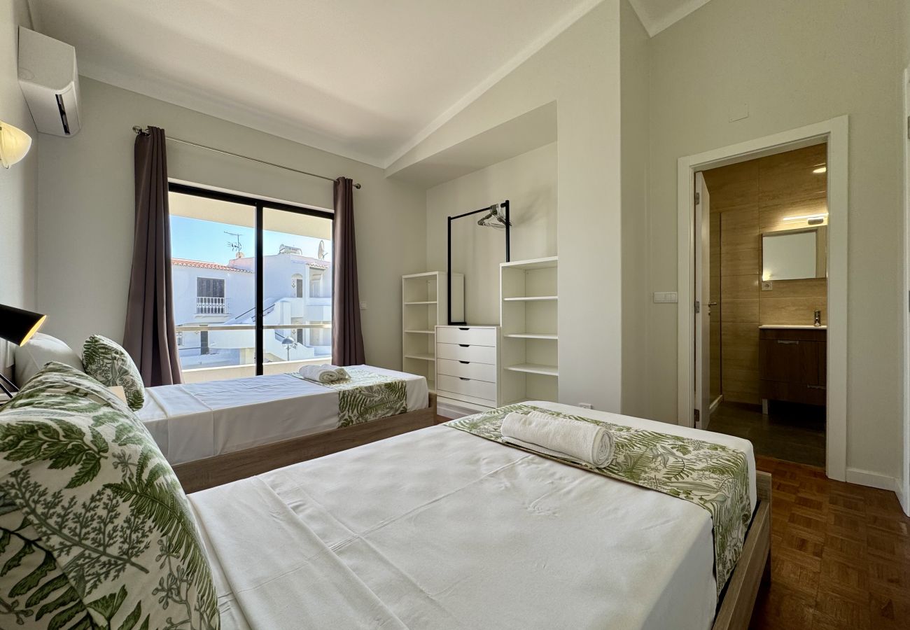 Villa in Albufeira - ALBUFEIRA SUMMER VILLA 3 WITH POOL by HOMING