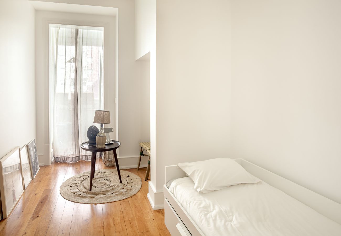 Apartment in Lisbon - GRAND CENTRAL APARTMENT by HOMING Apartment in Lisbon - GRAND CENTRAL APARTMENT by HOMING