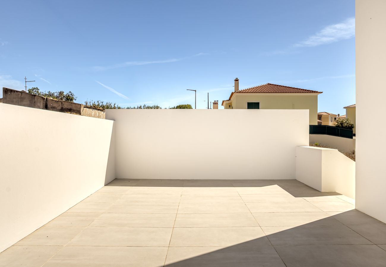 Villa in Ericeira - ERICEIRA MODERN & BRIGHT WITH POOL by HOMING