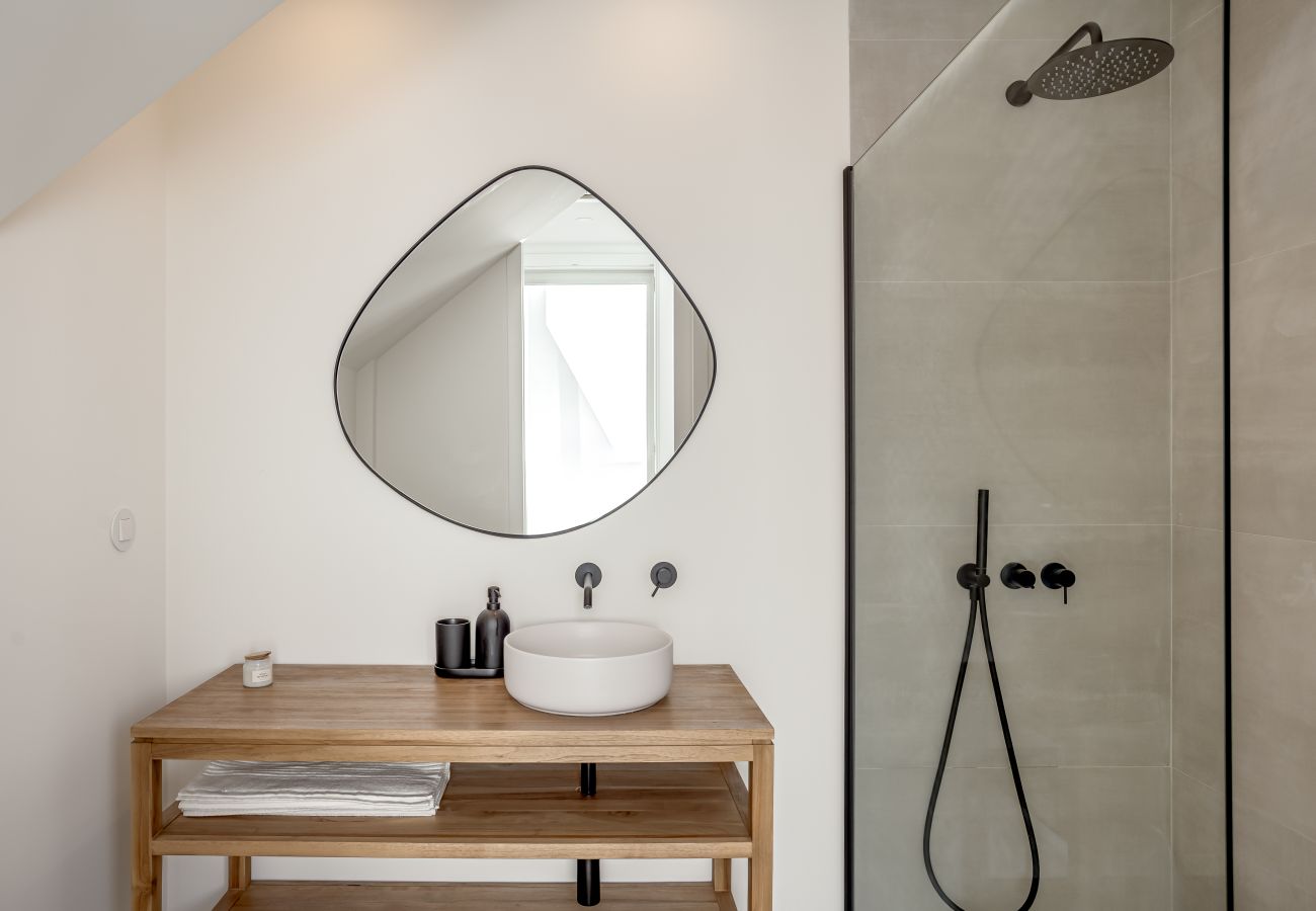 Villa in Ericeira - ERICEIRA MODERN & BRIGHT WITH POOL by HOMING