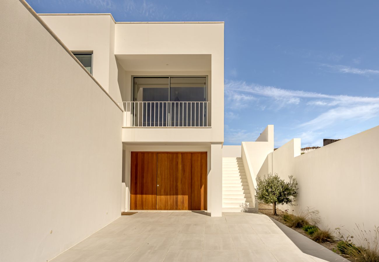 Villa in Ericeira - ERICEIRA MODERN & BRIGHT WITH POOL by HOMING