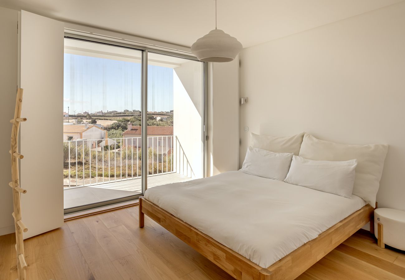 Villa in Ericeira - ERICEIRA MODERN & BRIGHT WITH POOL by HOMING