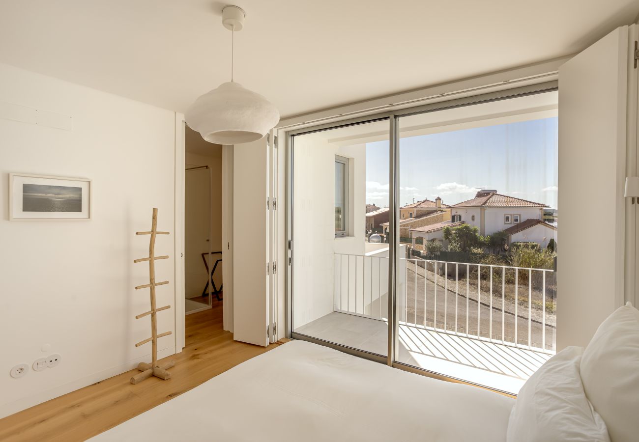 Villa in Ericeira - ERICEIRA MODERN & BRIGHT WITH POOL by HOMING