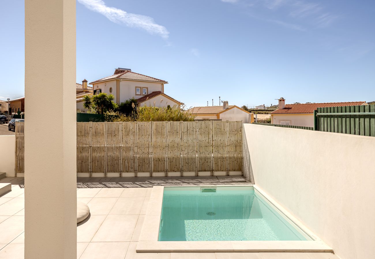 Villa in Ericeira - ERICEIRA MODERN & BRIGHT WITH POOL by HOMING