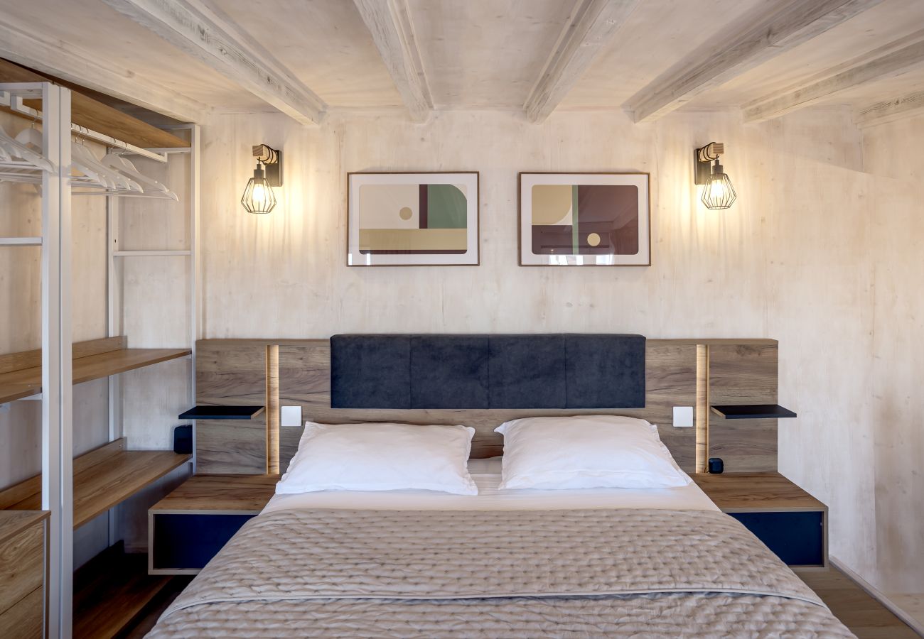 Apartment in Lisbon - BAIRRO ALTO ROOFTOP WITH BALCONY AND VIEW