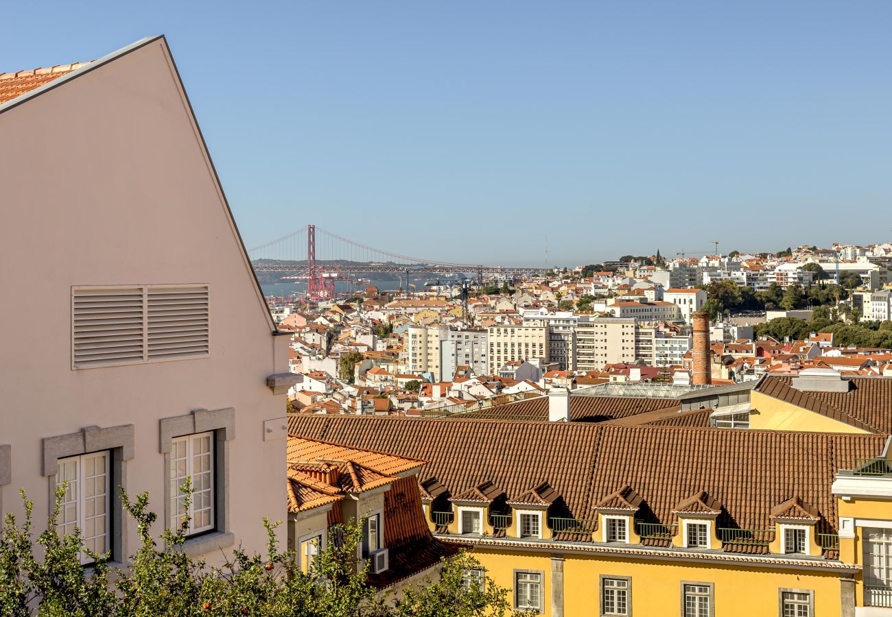 Apartment in Lisbon - BAIRRO ALTO GARDEN WITH A VIEW by HOMING