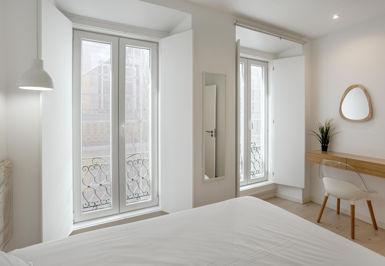 Apartment in Lisbon - DOWNTOWN MODERN APARTMENTS s I by Homing