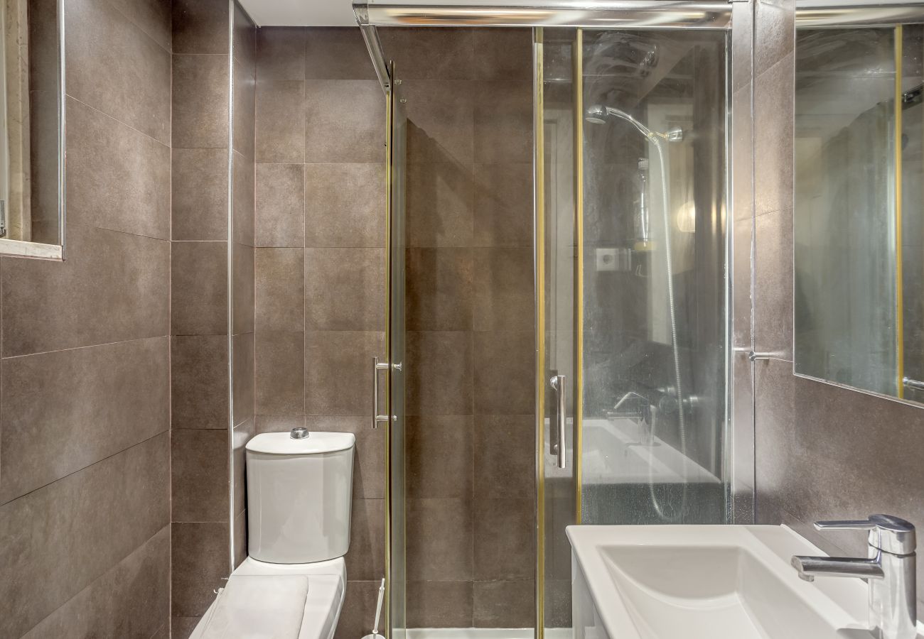 Apartment in Lisbon - BAIRRO ALTO TYPICAL by Homing