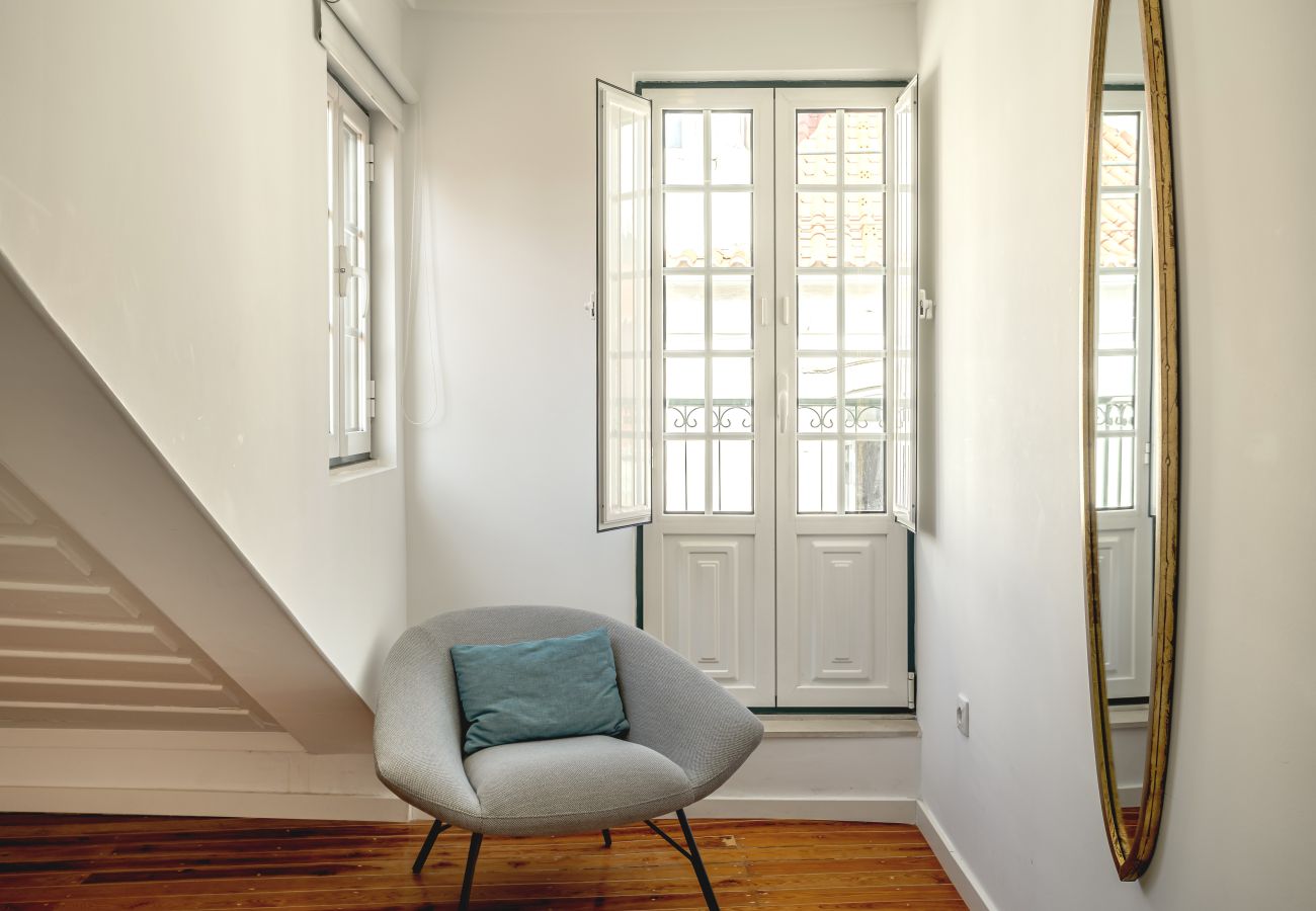 Apartment in Lisbon - SÃO BENTO MODERN by Homing