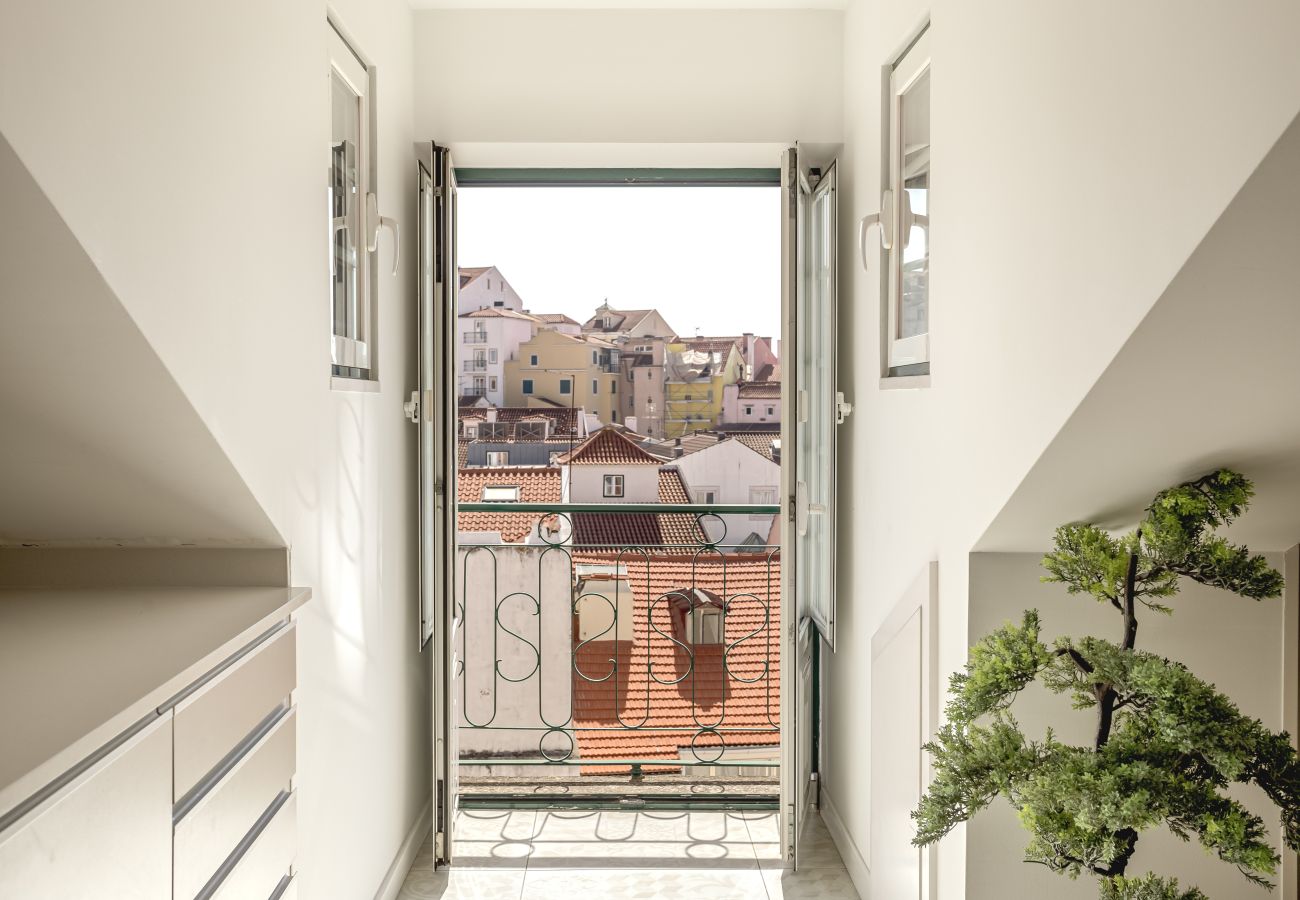 Apartment in Lisbon - SÃO BENTO MODERN by Homing