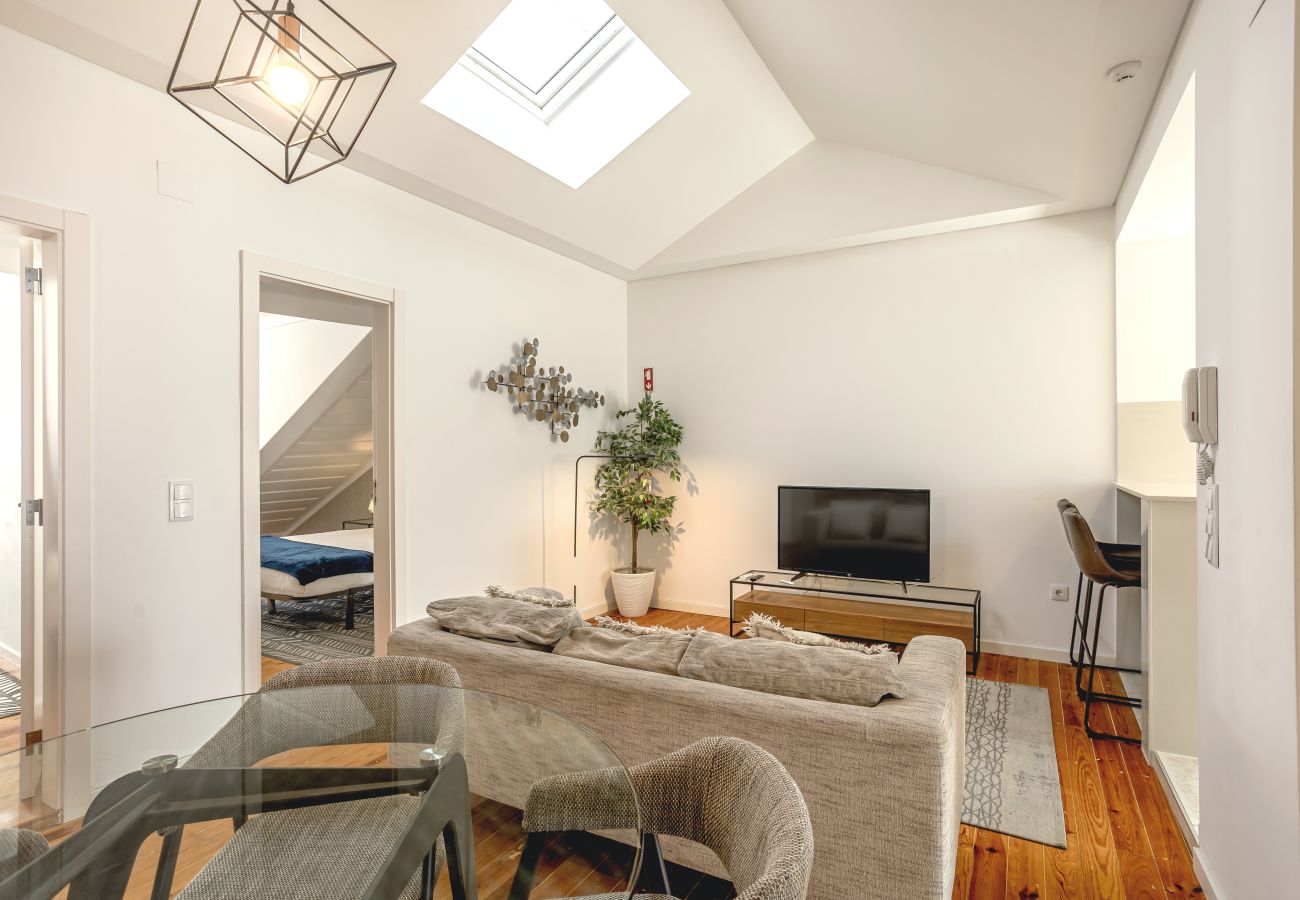 Apartment in Lisbon - SÃO BENTO MODERN by Homing