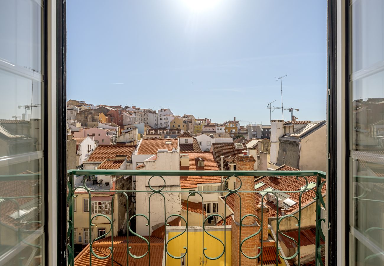 Apartment in Lisbon - SÃO BENTO MODERN by Homing