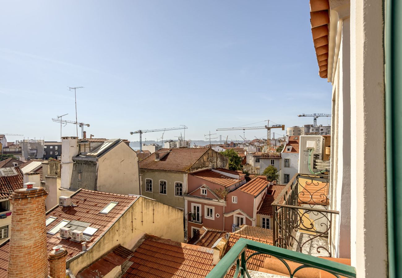 Apartment in Lisbon - SÃO BENTO MODERN by Homing