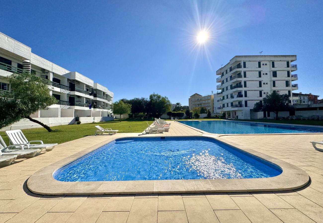 Apartment in Vilamoura - VILAMOURA DOWNTOWN WITH POOL  by HOMING