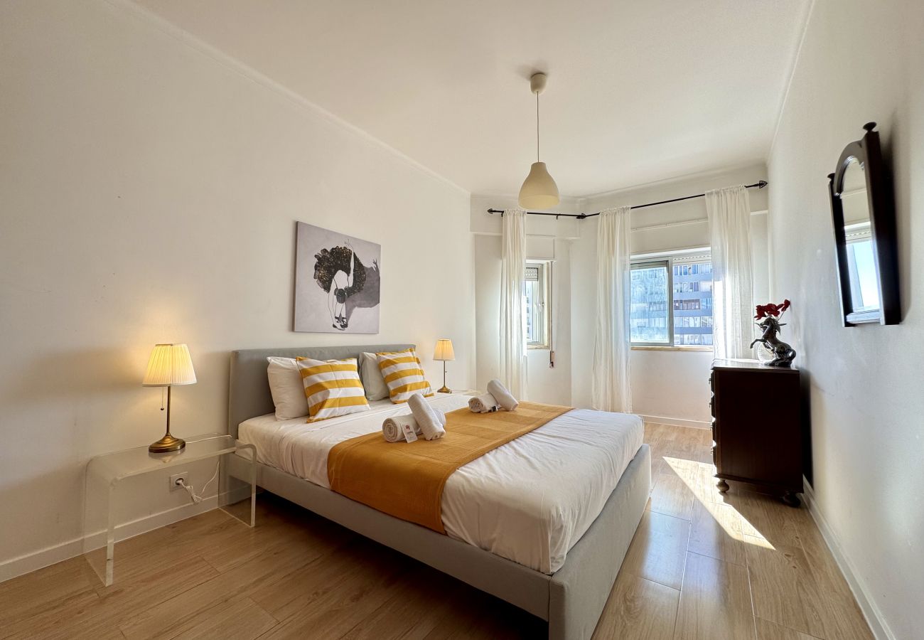 Apartment in Quarteira - QUARTEIRA CENTRAL 3 by HOMING