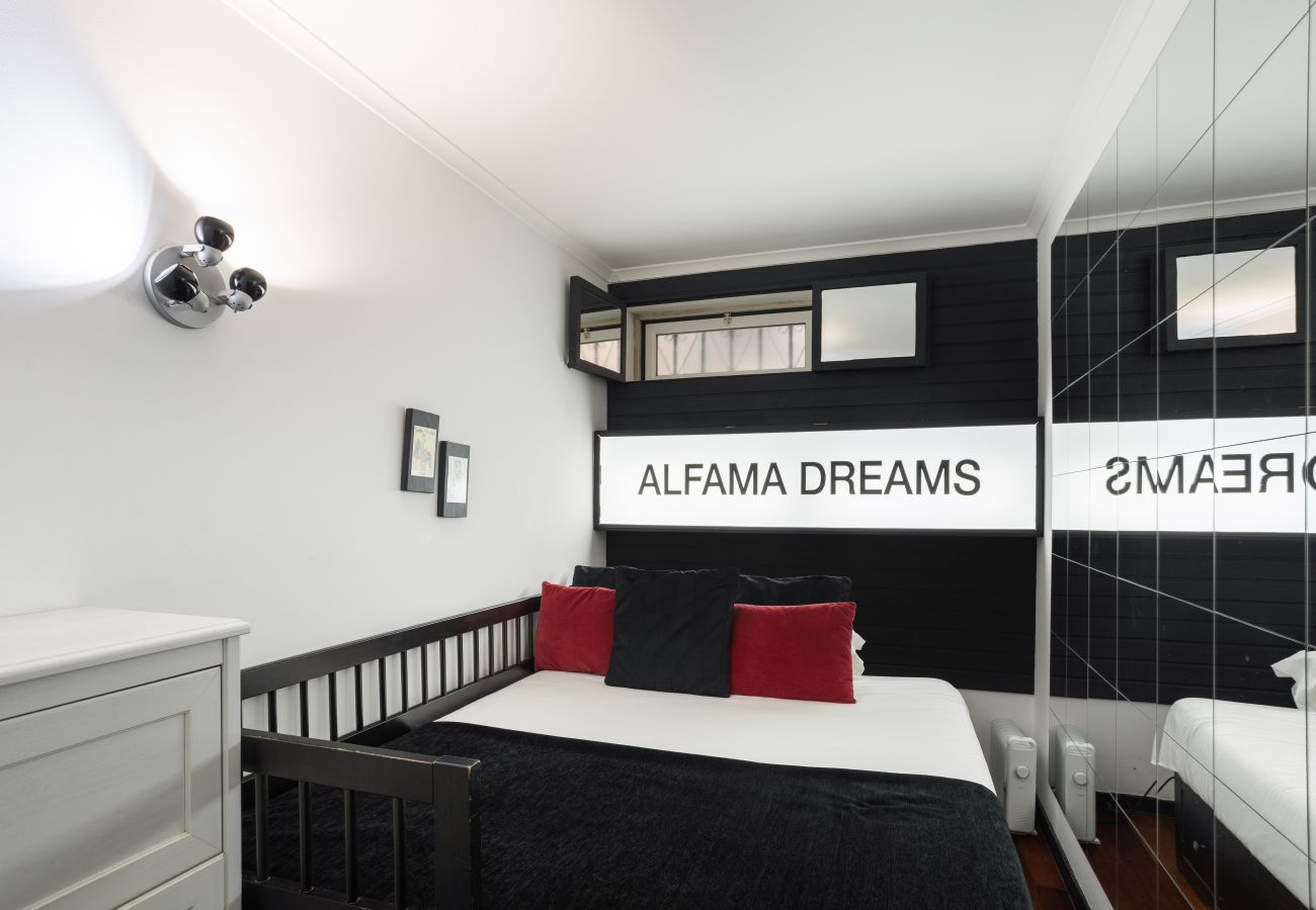 Apartment in Lisbon - ALFAMA DUPLEX by Homing