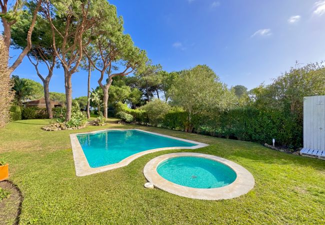 Apartment in Vilamoura - VILAMOURA AMAZING VILLA 2 WITH POOL by HOMING