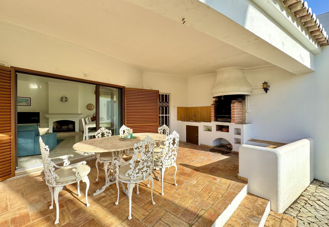 Apartment in Vilamoura - VILAMOURA SUMMER VILLA 2 WITH POOL by HOMING