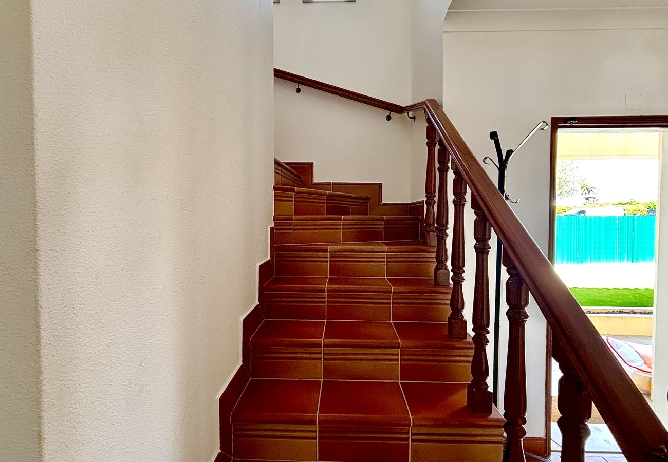 Apartment in Vilamoura - VILAMOURA AMAZING GOLF VILLA 3 WITH POOL by HOMING