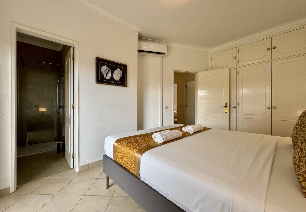 Apartment in Vilamoura - VILAMOURA SUMMER VILLA 3 WITH POOL by HOMING