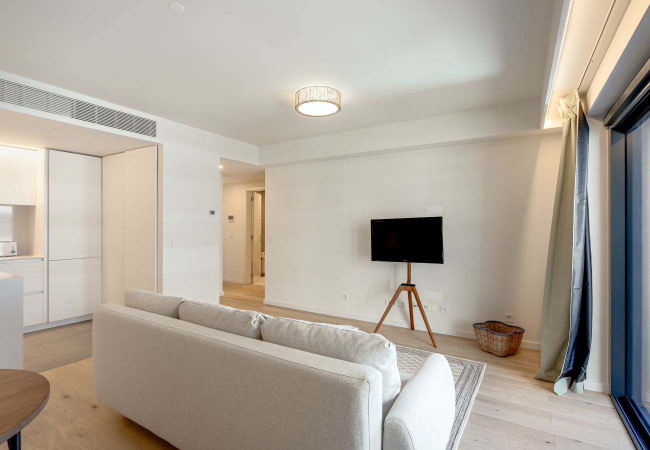 Apartment in Lisbon - MODERN LISBON W/ BALCONY AND POOL II by Homing